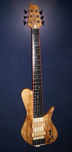 Basse électrique 6 cordes luthier