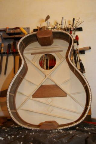 Luthier Marseille